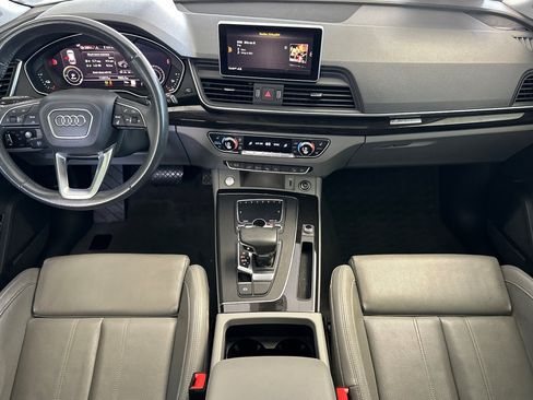 Used 2020 Audi Q5 e Prestige w/ Prestige Package AWD/4WD image 13