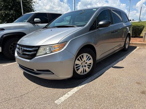 Used 2016 Honda Odyssey LX image 1