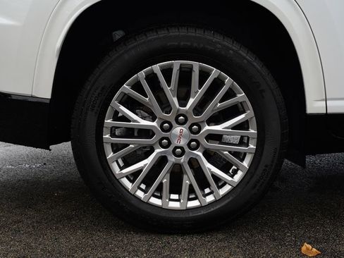 Used 2024 GMC Acadia Denali FWD image 11