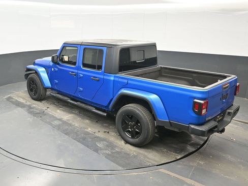 Used 2021 Jeep Gladiator Sport image 27