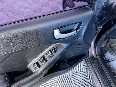 Used 2018 Kia Forte LX image 14