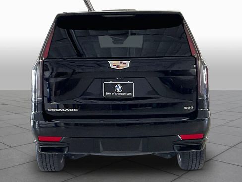 Used 2023 Cadillac Escalade Sport AWD/4WD image 4