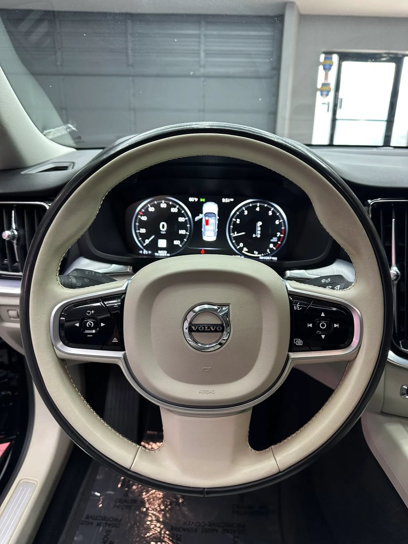 Used 2020 Volvo S60 T5 Momentum FWD image 14