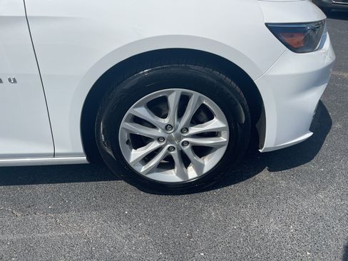 Used 2018 Chevrolet Malibu LT FWD image 5