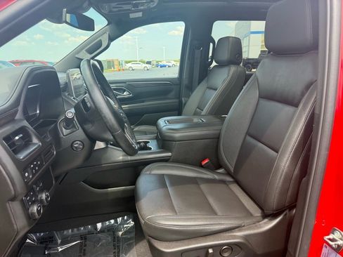 Used 2024 Chevrolet Tahoe LT w/ Luxury Package image 11