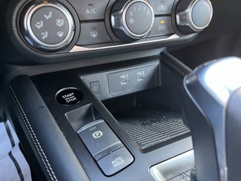 Used 2025 Nissan Kicks SV image 19