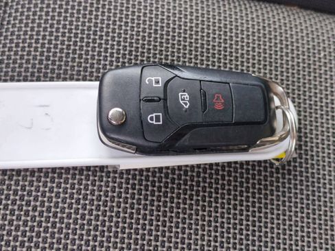 Used 2022 Ford Transit Connect XL image 33