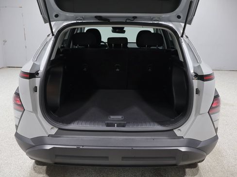 Used 2024 Hyundai Kona SEL AWD/4WD image 20