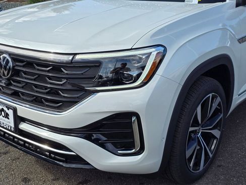 New 2026 Volkswagen Atlas SEL Premium R-Line image 10