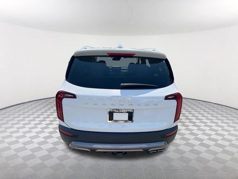 Used 2022 Kia Telluride EX w/ EX Premium Package FWD image 6