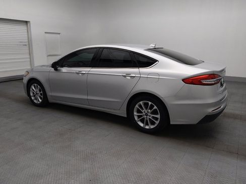 Used 2019 Ford Fusion SE FWD image 3