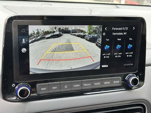 Certified 2023 Hyundai Kona SEL w/ Convenience Package AWD/4WD image 23