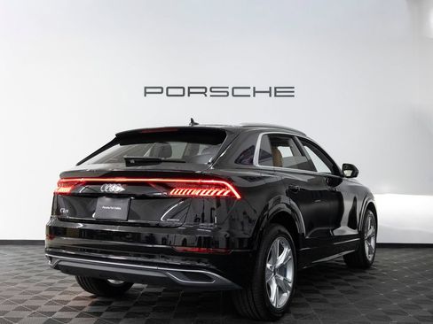 Used 2023 Audi Q8 Premium Plus AWD/4WD image 7