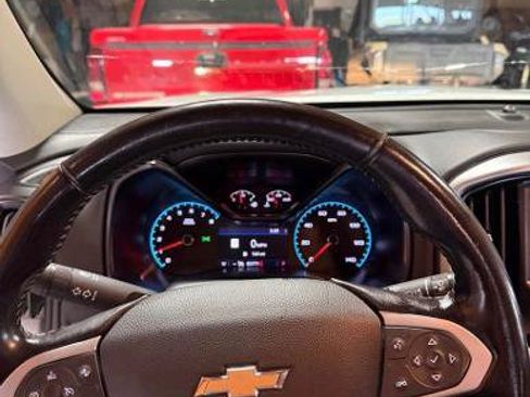 Used 2021 Chevrolet Colorado LT w/ Safety Package AWD/4WD image 7