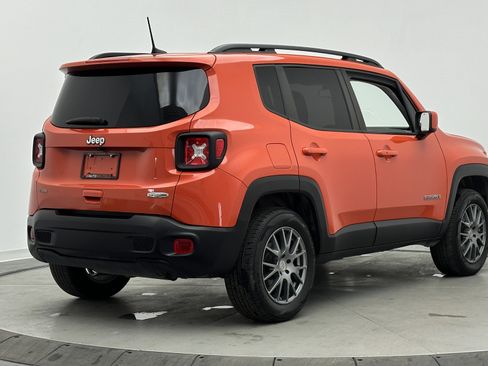 Used 2019 Jeep Renegade Latitude image 5