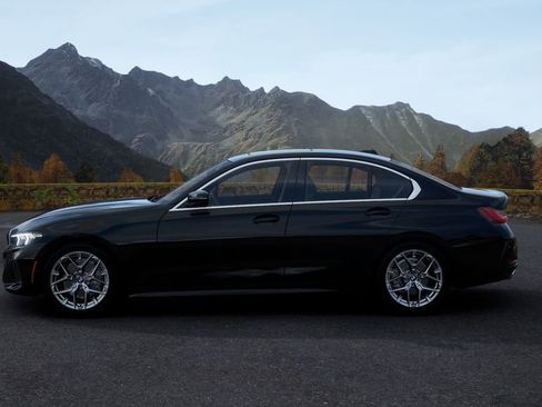 Used 2025 BMW 330i Sedan w/ Convenience Package image 32