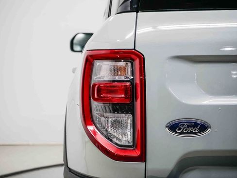 Used 2022 Ford Bronco Sport Outer Banks w/ Tech Package image 9