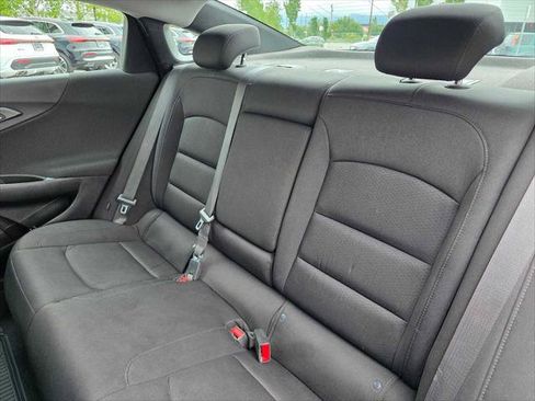 Used 2019 Chevrolet Malibu LT FWD image 17
