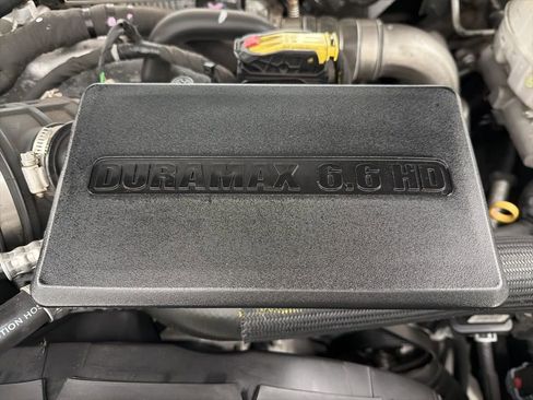 Used 2019 Chevrolet Silverado 3500 High Country w/ Duramax Plus Package image 20