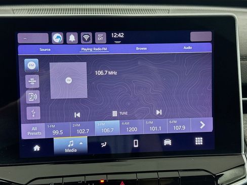 Used 2024 Jeep Compass Latitude image 21