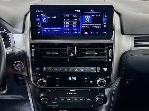 Used 2022 Lexus GX 460 Luxury w/ Sport Design Package image 21