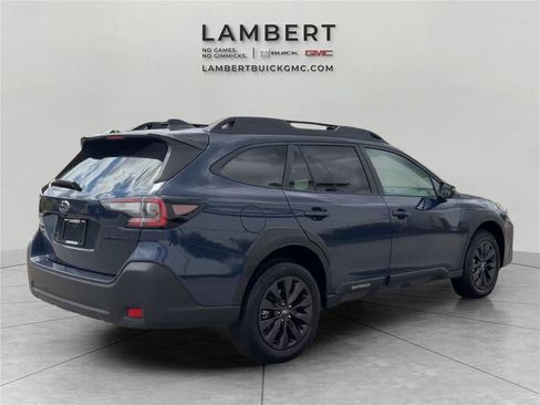 Used 2025 Subaru Outback Onyx Edition AWD/4WD image 5
