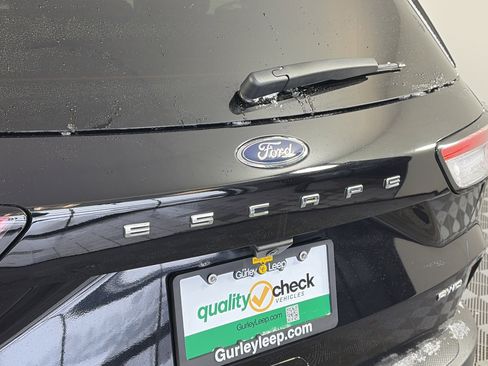 Used 2022 Ford Escape SE w/ Convenience Package image 17