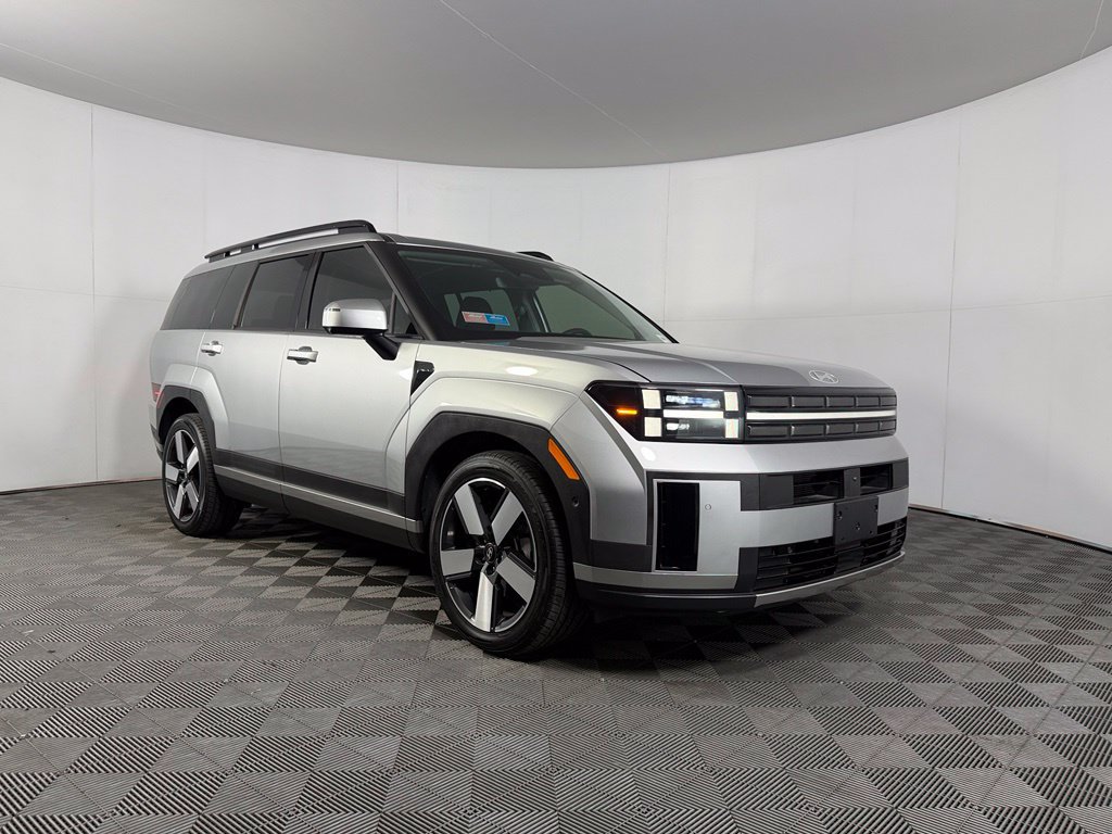 Used 2024 Hyundai Santa Fe Limited AWD/4WD image 4