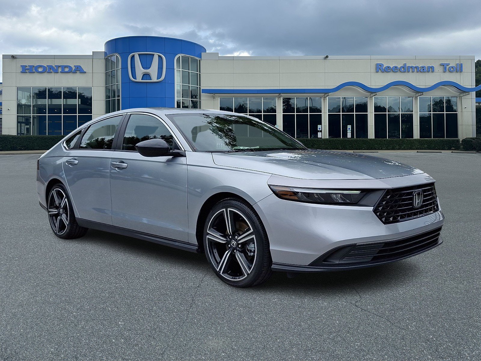 Used 2024 Honda Accord Sport image 1