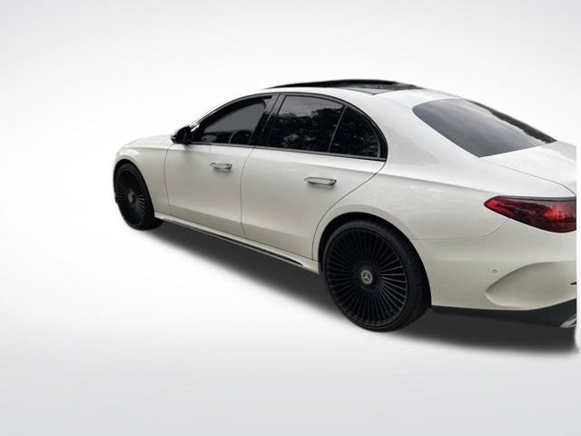 Used 2024 Mercedes-Benz E 350 4MATIC Sedan image 12