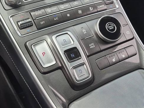 Used 2022 Hyundai Santa Fe SEL w/ Convenience + Premium Package FWD image 12