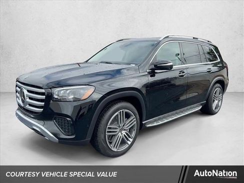 Used 2026 Mercedes-Benz GLS 450 4MATIC image 1