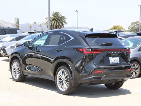Certified 2025 Lexus NX 350 AWD w/ Accessory Package (2T) image 19
