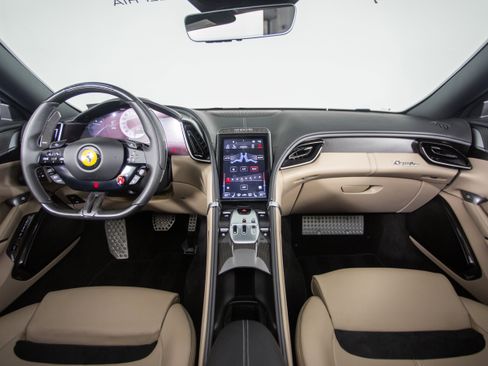 Certified 2024 Ferrari Roma Spider image 18