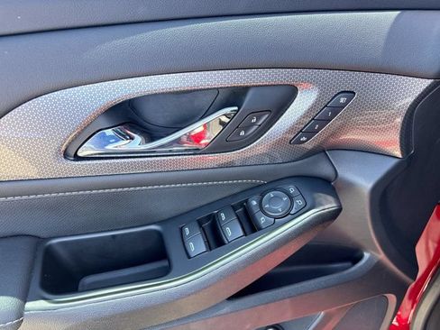 Used 2023 Chevrolet Traverse Premier w/ LPO, Floor Liner Package FWD image 13
