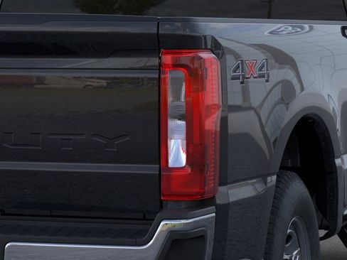 New 2026 Ford F350 XL w/ XL Chrome Package image 21