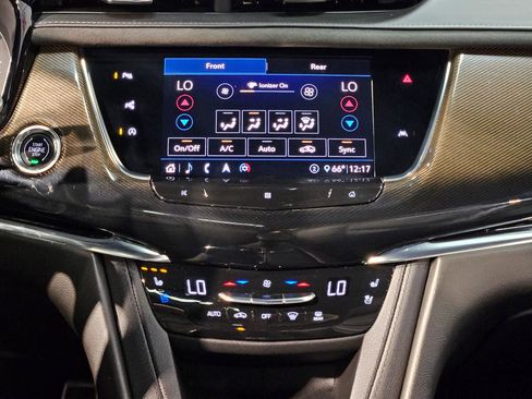 Used 2020 Cadillac XT6 Sport w/ Platinum Package image 16