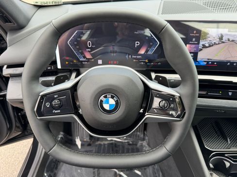 New 2026 BMW 530i w/ Convenience Package RWD image 25