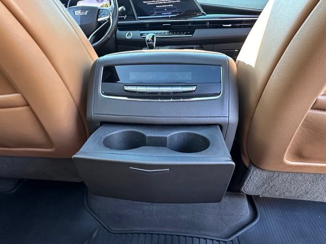 Used 2021 Cadillac Escalade Sport w/ Driver Assist Tech Package AWD/4WD image 34