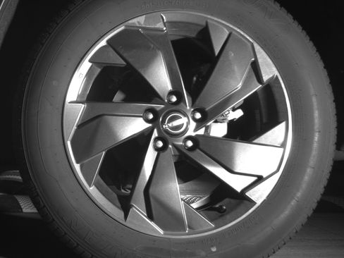 Used 2025 Nissan Rogue SV FWD image 14