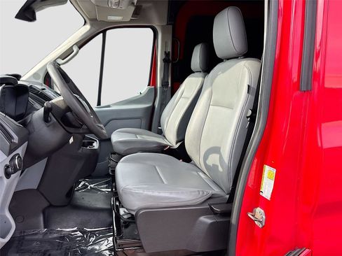 Used 2018 Ford Transit 250 148 Medium Roof RWD image 19