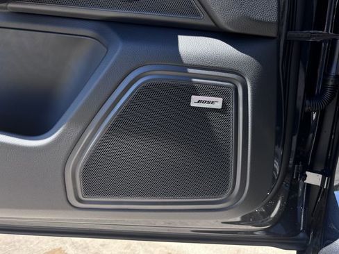 New 2026 Porsche Macan image 21