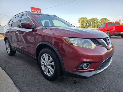 Used 2016 Nissan Rogue SV FWD image 2
