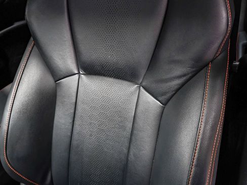 Used 2020 Subaru Crosstrek 2.0i Limited w/ Moonroof Package w/Navigation image 28