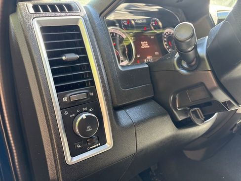 Used 2022 RAM 1500 Classic Warlock w/ Electronics Group AWD/4WD image 16