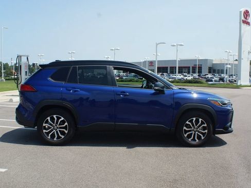 Used 2024 Toyota Corolla Cross AWD Hybrid w/ Moonroof Package image 21