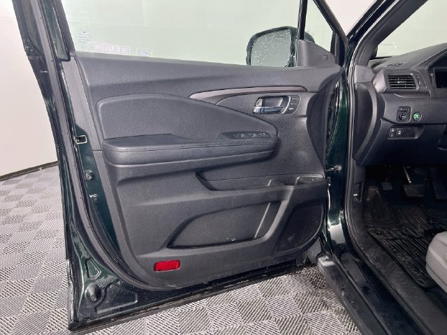 Used 2020 Honda Passport EX-L image 18