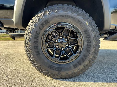 New 2026 Chevrolet Colorado ZR2 w/ ZR2 Bison Edition image 36