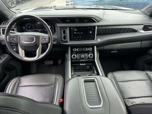 Used 2024 GMC Yukon Denali image 13
