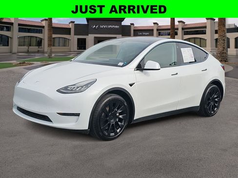 Used 2021 Tesla Model Y Long Range AWD/4WD image 4
